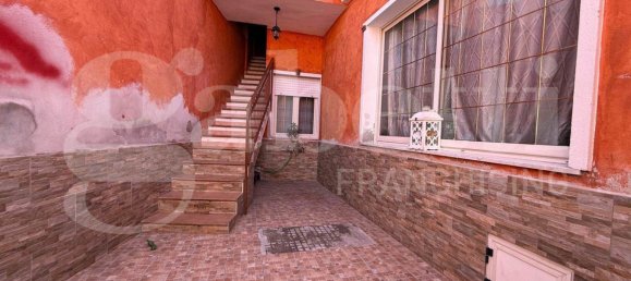 3 bedrooms House in Maracalagonis, Italy No. 271832 8