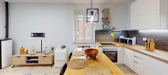 Apartamento de 4 dormitorios en Bastia Umbra, Italy No. 324079 2