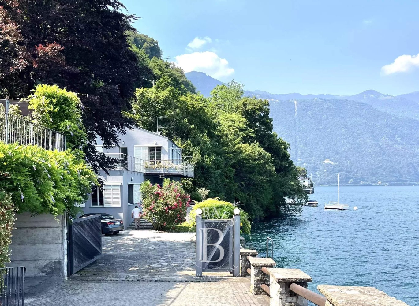 5 bedrooms Villa in Brienno, Italy No. 324927