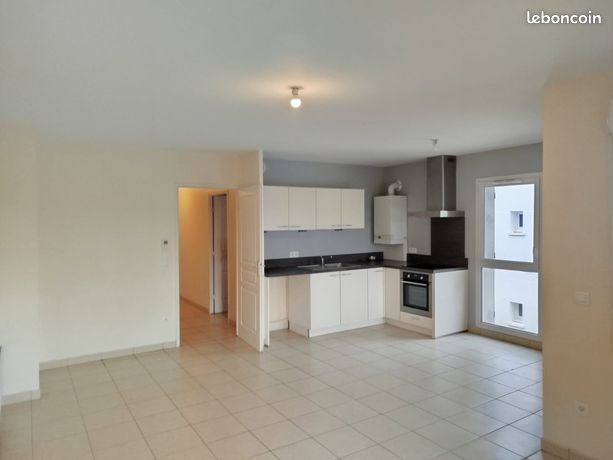 Apartamento de 2 dormitorios en Vienne, France No. 314698