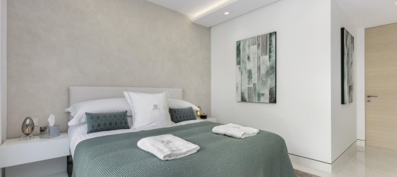 4 Schlafzimmer Wohnung in Estepona, Spain, Nr. 3024 11