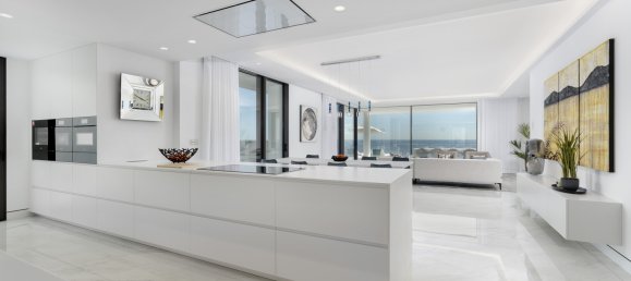 4 Schlafzimmer Wohnung in Estepona, Spain, Nr. 3024 24