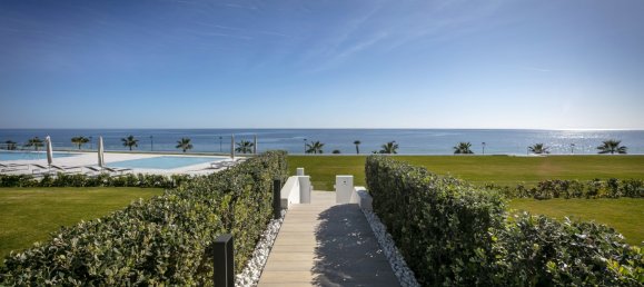 4 Schlafzimmer Wohnung in Estepona, Spain, Nr. 3024 8