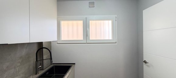 3 chambres appartement à vendre à Torrevieja, Alicante, Valencian Community, Spain № 365922 24