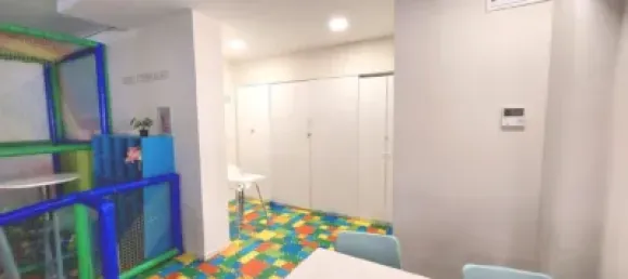 Gewerbliche Immobilie in Fuengirola, Spain 400m², Nr. 77125 7