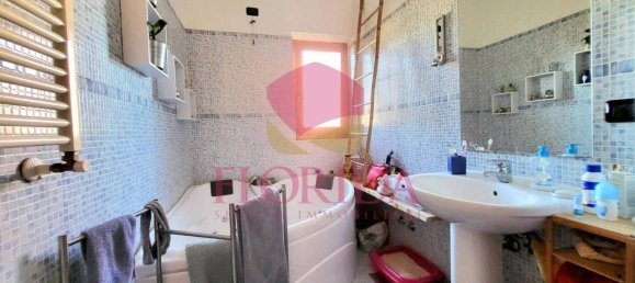 3 rooms Apartment in Rome, Italy No. 30307 25