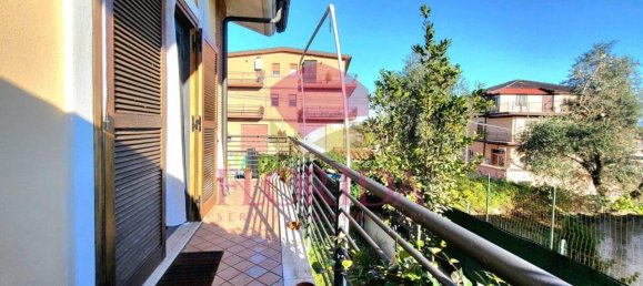 3 rooms Apartment in Rome, Italy No. 30307 7