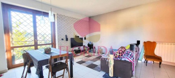 3 rooms Apartment in Rome, Italy No. 30307 8