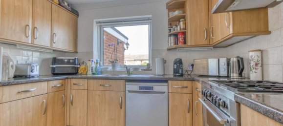 3 bedrooms House in Taunton, United Kingdom No. 13658 3