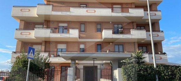 1 bedroom Apartment in Manfredonia, Italy No. 24106 4