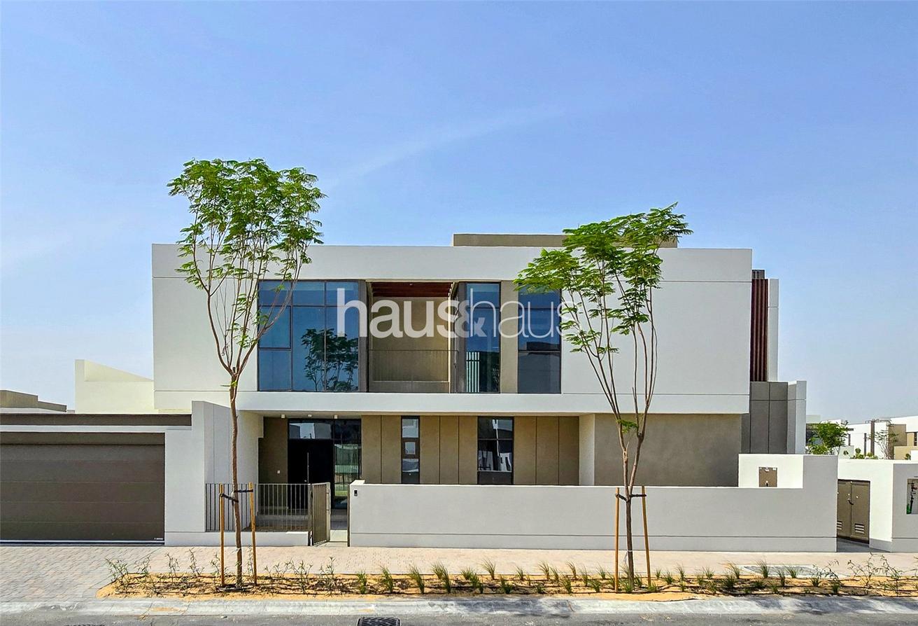 Villa de 5 dormitorios en Al Furjan, UAE No. 98664