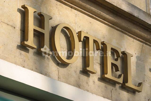 1100m² Hotel in Riccione, Italy No. 345553