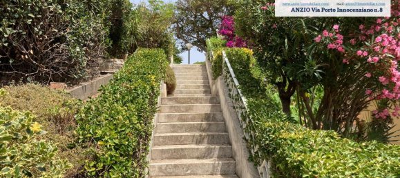 10-Zimmer Villa in Anzio, Italy, Nr. 234002 2