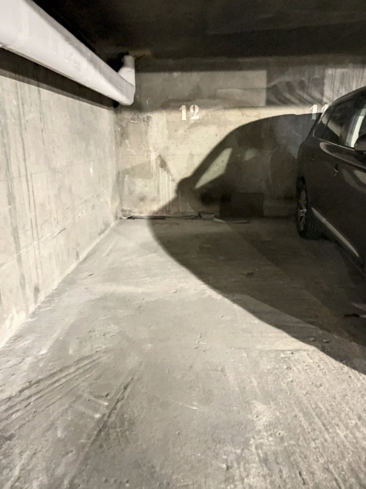 11m² Parking in Paris, France No. 148457