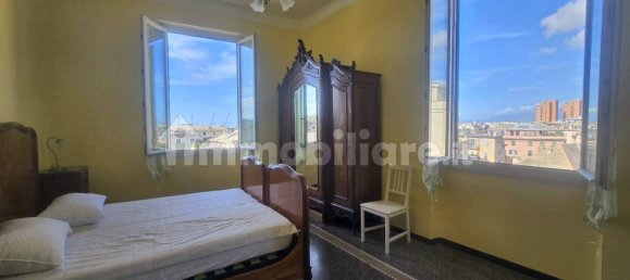 Квартира с 2 спальнями в Генуя, Италия № 352389 4