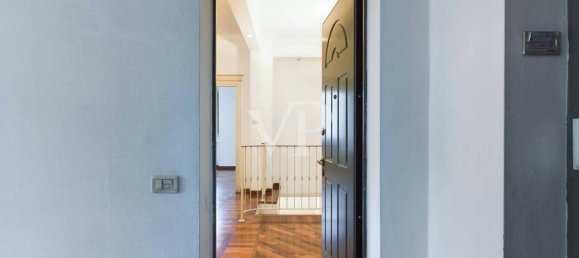 Квартира с 4 комнатами в Монца, Италия № 135522 23