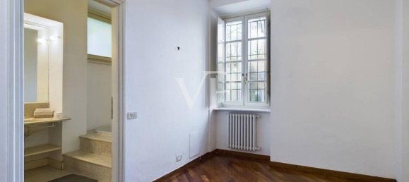 Квартира с 4 комнатами в Монца, Италия № 135522 9