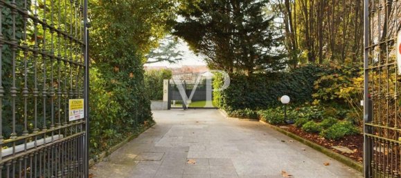 Квартира с 4 комнатами в Монца, Италия № 135522 22