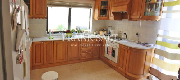 3 bedrooms Villa in Kappara, Malta No. 3541 6