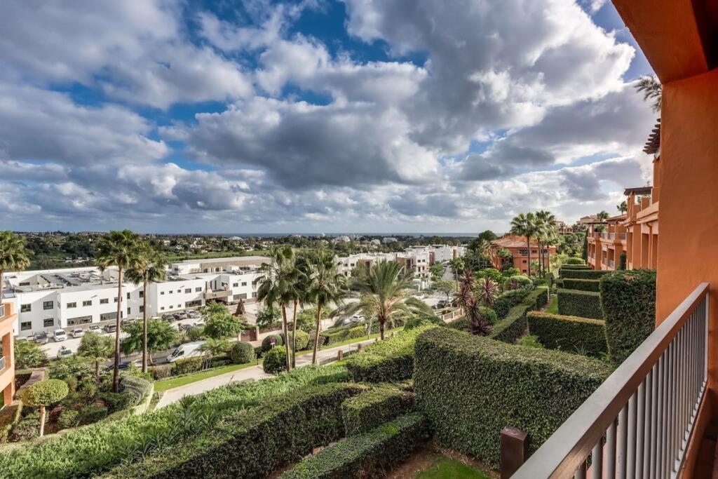 2 bedrooms Apartment in Estepona, Spain No. 183698