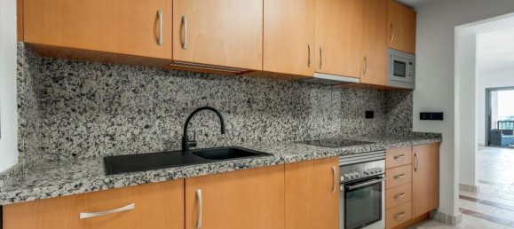 2 bedrooms Apartment in Estepona, Spain No. 183698 6