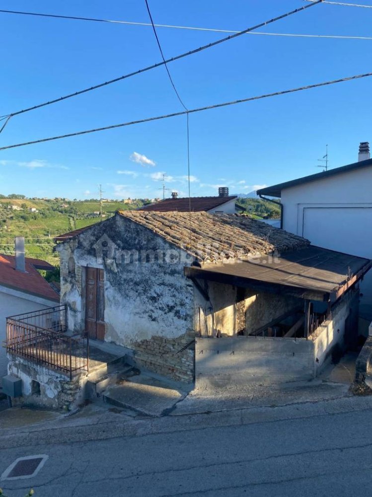 Дом с 2 спальнями в Сан Джованни Театино, Италия № 211603