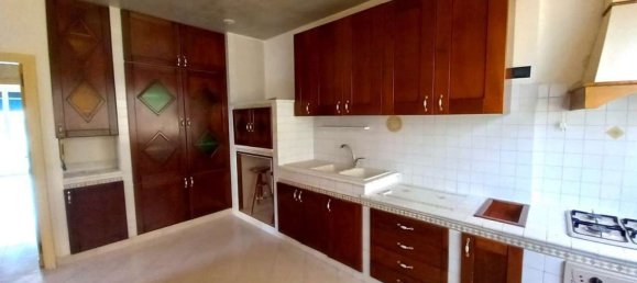 4 rooms Apartment in Palermo, Italy No. 294510 7