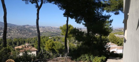 4 bedrooms Villa in Calpe, Spain No. 1606 6