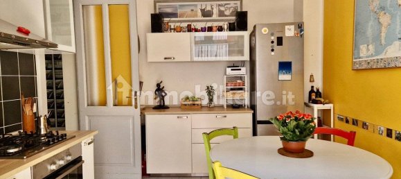 2 Schlafzimmer Wohnung in Turin, Italy, Nr. 311225 15