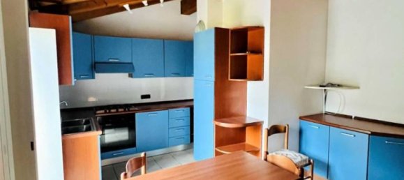 Пентхаус с 1 спальней в Айруно, Италия № 327769 2