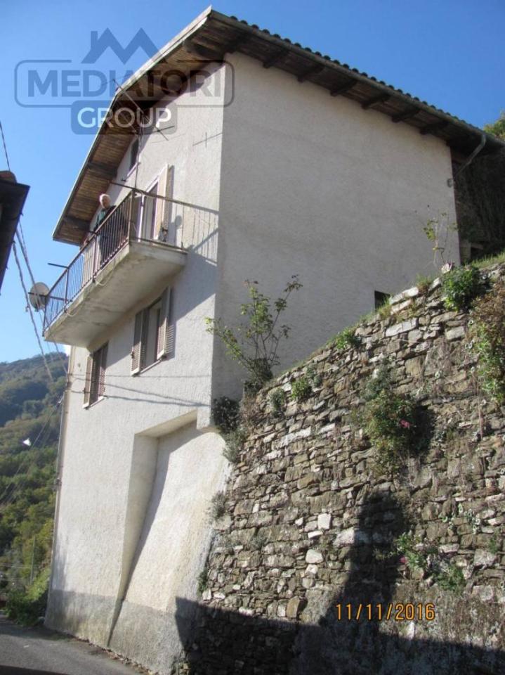 Apartamento de 3 habitaciónes en Testico, Italy No. 170906