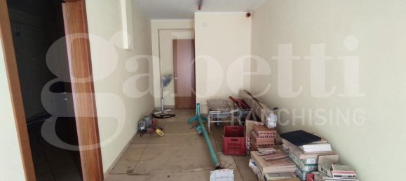 Garagem em San Severo, Italy 39 m² N.º 15326 8