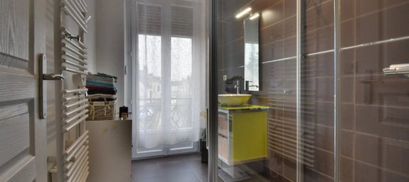 3 bedrooms House in Patay, France No. 332958 12