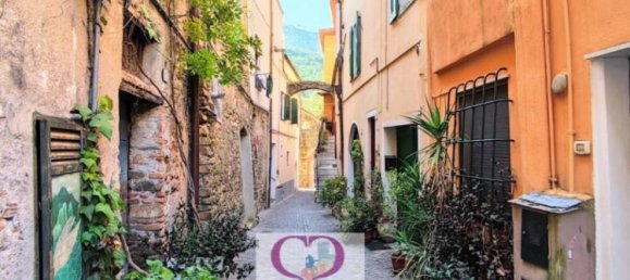 4 bedrooms House in Villanova d'Albenga, Italy No. 330462 2