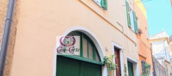 4 bedrooms House in Villanova d'Albenga, Italy No. 330462 5