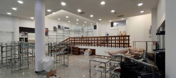 1 room Commercial property in Abano Terme, Italy No. 312285 7