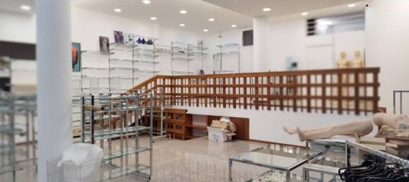 1 room Commercial property in Abano Terme, Italy No. 312285 8