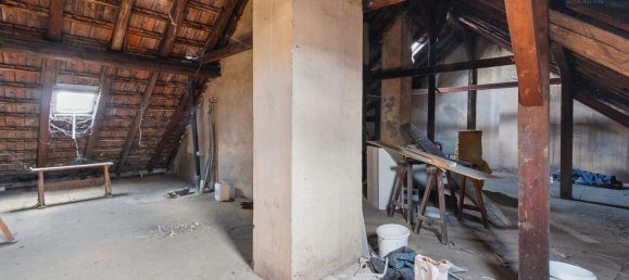 18-salle Bâtiment à Frankfurt am Main, Germany No. 24436 7