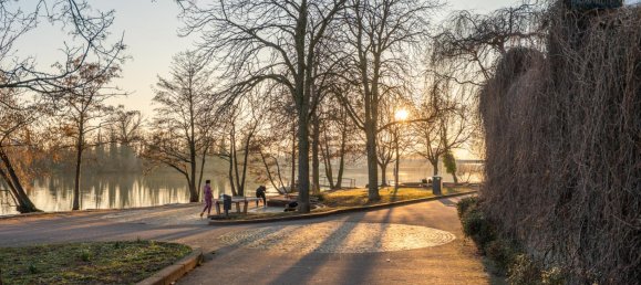 18-salle Bâtiment à Frankfurt am Main, Germany No. 24436 3