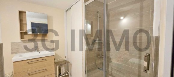 4 bedrooms Villa in Uzes, France No. 204425 3