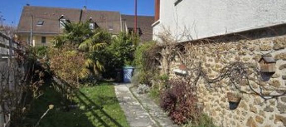 4 bedrooms House in Bondy, France No. 356400 18