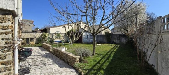 4 bedrooms House in Bondy, France No. 356400 17