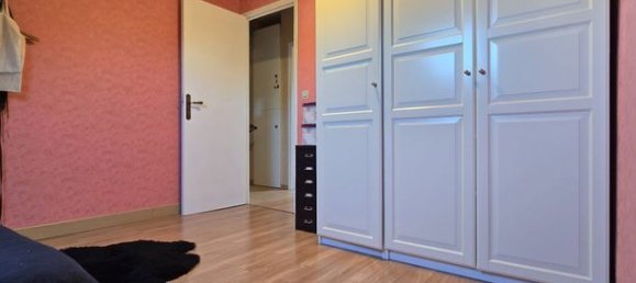 4 bedrooms House in Bondy, France No. 356400 16