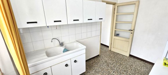 4 rooms Villa in Legnano, Italy No. 273868 10