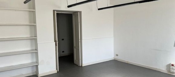 Офис 220м² в Варесе, Италия № 364878 16