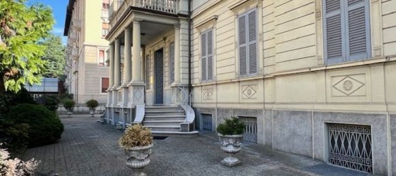 Офис 220м² в Варесе, Италия № 364878 4