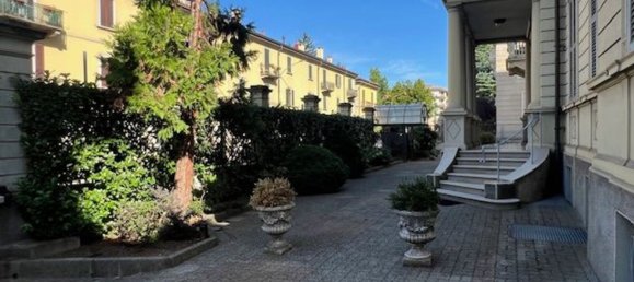 Офис 220м² в Варесе, Италия № 364878 9