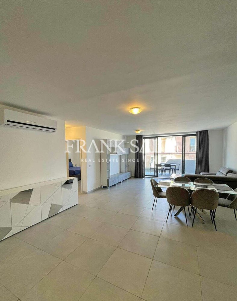 3 bedrooms Apartment in Mellieha, Malta No. 7395