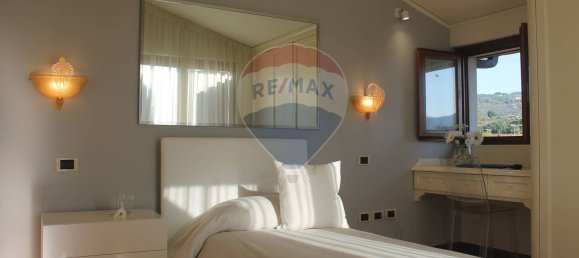 Casa de 6 habitaciónes en Buggiano, Italy No. 197338 2