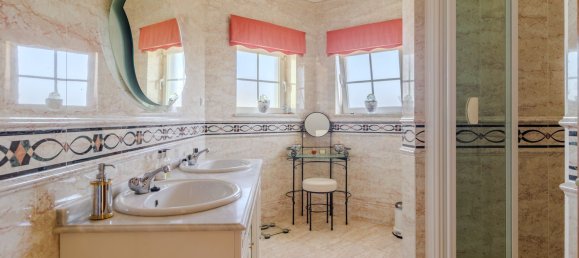 4 bedrooms House in Budens, Portugal No. 121363 21